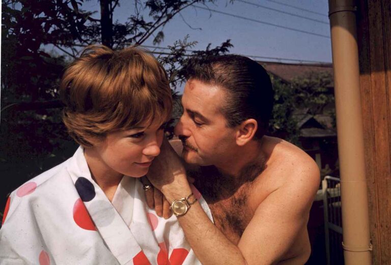 shirley-maclaine:-del-desenfreno-sexual-que-lamenta-hasta-su-amor-secreto-con-un-actor-cobarde