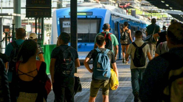 cuando-vuelven-a-funcionar-con-normalidad-los-trenes-en-el-amba