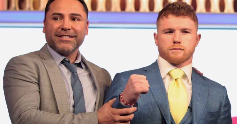 bronca-en-las-vegas:-canelo-alvarez-presentaba-la-pelea-con-munguia-y-casi-termina-a-las-pinas-con-de-la-hoya