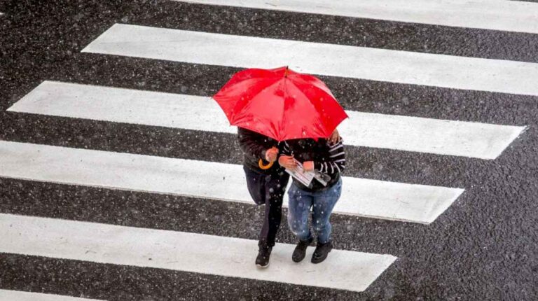 alerta-amarilla-por-lluvias-y-viento:-cuales-son-las-zonas-afectadas