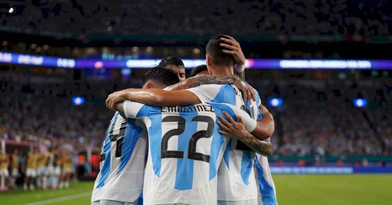 asi-quedo-la-tabla-de-la-copa-america:-argentina-ya-conoce-a-su-rival-del-jueves-por-los-cuartos-de-final