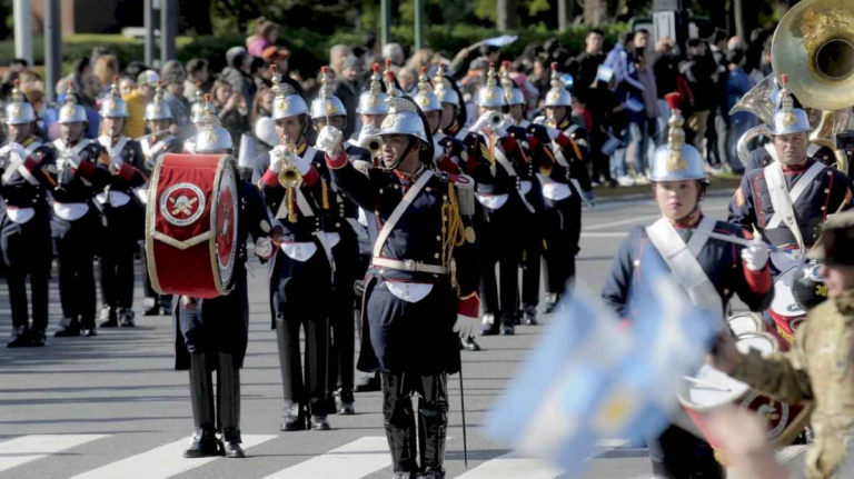 desfile-militar-del-9-de-julio:-recorrido-y-mapa-de-cortes-en-la-ciudad-de-buenos-aires