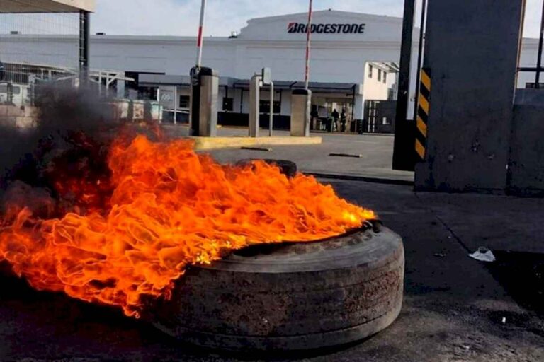 comienzan-las-audiencias-de-bridgestone-y-los-trabajadores-denuncian-lockout