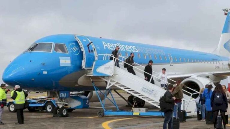 los-pilotos-de-aerolineas-argentinas-se-quejan-porque-no-les-dan-pasajes-business-para-familiares