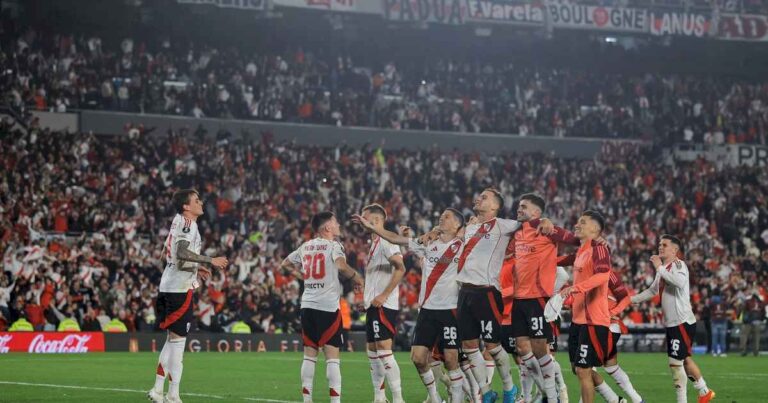 river,-semifinalista-de-la-copa-libertadores-tras-cuatro-anos:-el-gol-de-colidio-ante-colo-colo-cerro-una-semana-perfecta-para-marcelo-gallardo