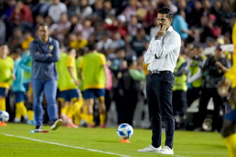 fernando-gago,-nuevo-entrenador-de-boca:-el-acuerdo-es-inminente-y-solo-falta-la-firma