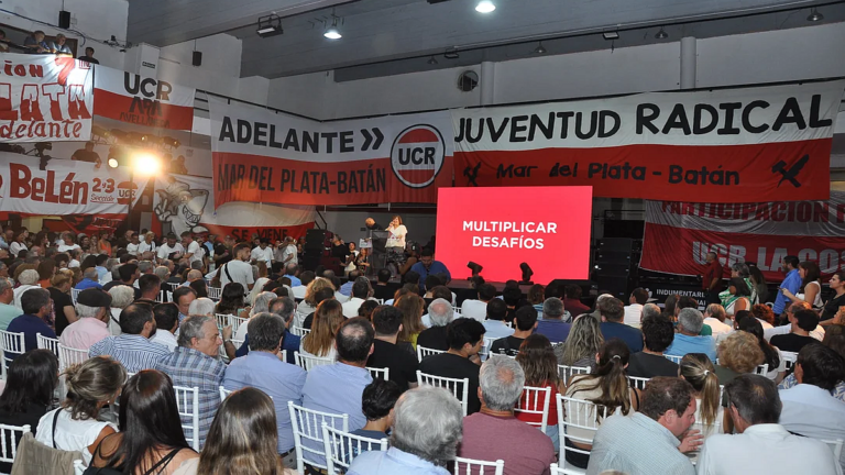 La UCR bonaerense pide desdoblar la elección provincial