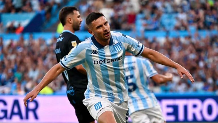 Torneo Apertura: Racing goleó 4-0 a Belgrano y llegó a la punta