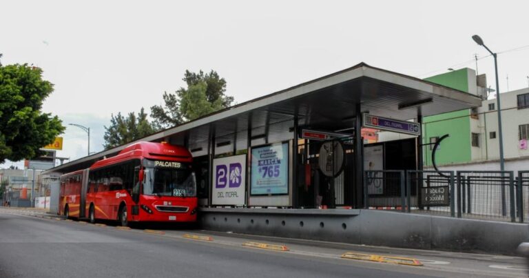 Conoce la más reciente actualización sobre retrasos y cierres en el Metrobús este 9 de febrero
