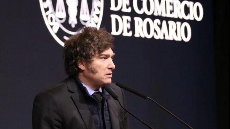 La imagen de Javier Milei cae, luego de sus discursos internacionales