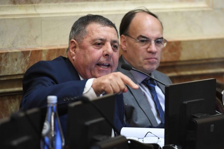 De Angeli anunció que va por un tercer mandato de senador, pero en Entre Ríos le dicen basta