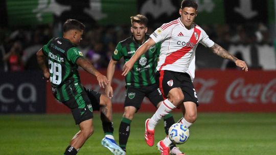 Sin brillar, River impuso su jerarquía ante San Martín en San Juan: 2-0