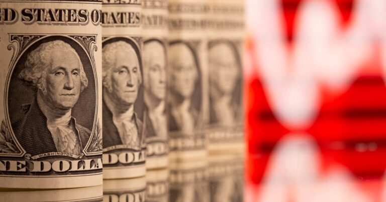 Baja el dólar financiero, pero el blue sigue arriba de los $ 1.300 tras el anuncio de Caputo