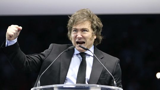 La confianza en el gobierno de Javier Milei cayó en junio y retoma la tendencia descendente