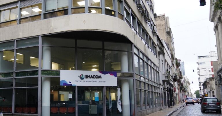 El Gobierno prorrogó nuevamente la intervención del Enacom hasta enero del año próximo
