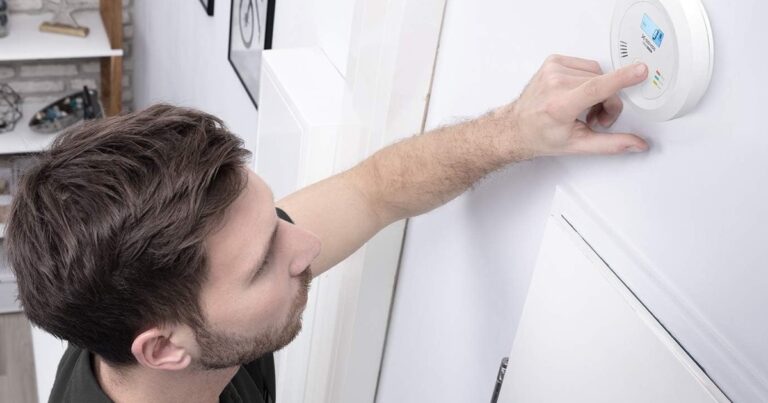 Detectores de monóxido de carbono: cómo funcionan, dónde se consiguen y cuánto cuestan