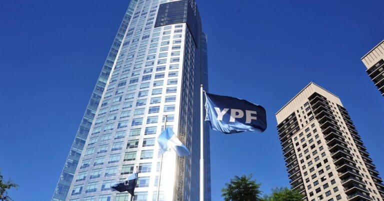 Juicio YPF: una voz empresaria en el desierto