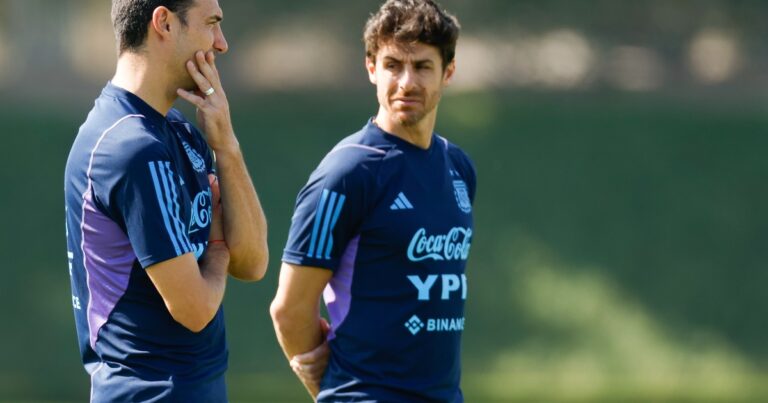 La curiosidad que contó Aimar sobre el himno y la Selección en Qatar