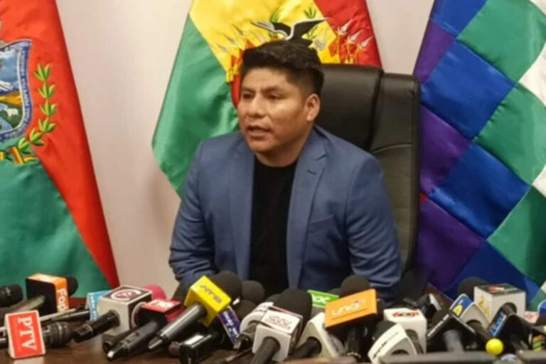 El cocalero Leonardo Loza exigió respeto para la terrorista Ruth Nina