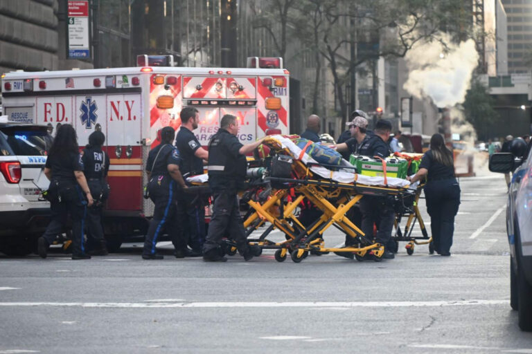 Un feroz tiroteo se dio en la Ciudad de Nueva York mientras Mamdani pasea por Uganda