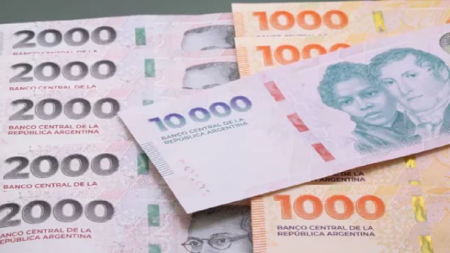 Sacar un crédito será más caro, tras nueva medida del Banco Central para contener el dólar