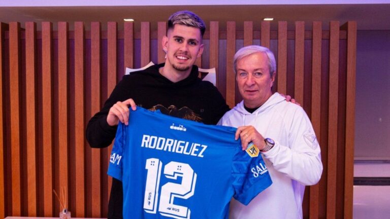 Randall Rodríguez evalúa demandar al presidente de Vélez por revelar detalles de su salud