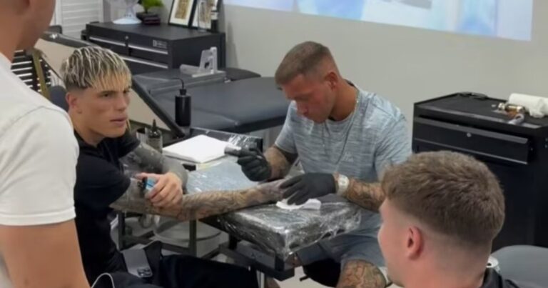 Garnacho se cansó de la guerra con el Manchester United y amenazó a los directivos: «Si no me venden al Chelsea no juego más»