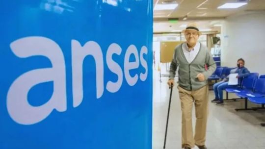 ANSES: quiénes cobran hoy jueves 15 de enero jubilaciones, pensiones y asignaciones