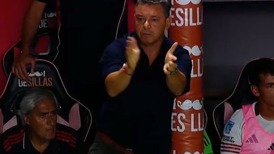 Noche triste de River ante Argentinos: perdió 1-0, expulsaron a Gallardo y fea lesión de Portillo