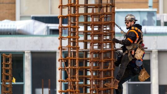 La construcción acumula cuatro meses de caída del empleo en Corrientes