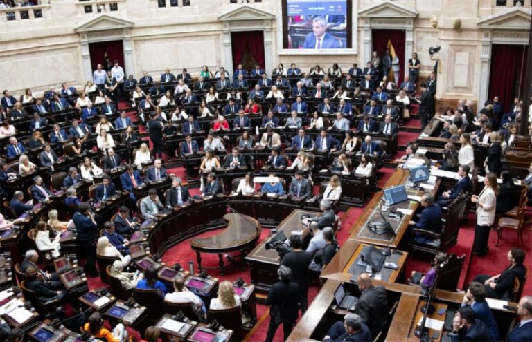 Reforma laboral en Diputados: comenzó el debate y la sesión podría extenderse por 12 horas
