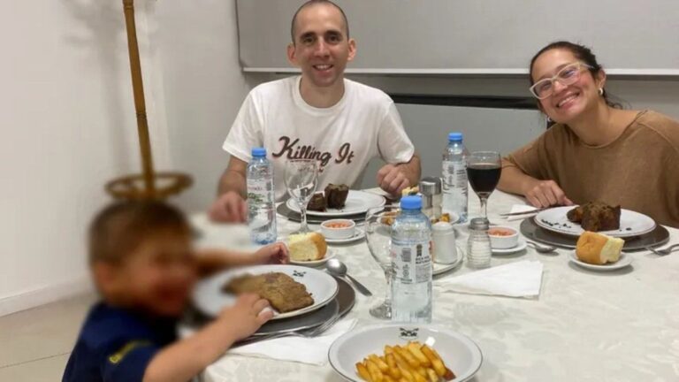 Nahuel Gallo tuvo su primera cena familiar en la Argentina: comió «algo que extrañaba con todo su corazón»