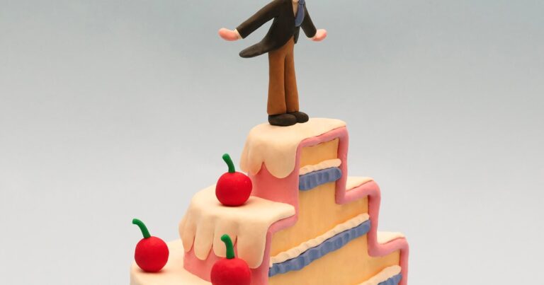 Gráfico que muestra la evolución de la tasa de matrimonios y número de solteros en los últimos años