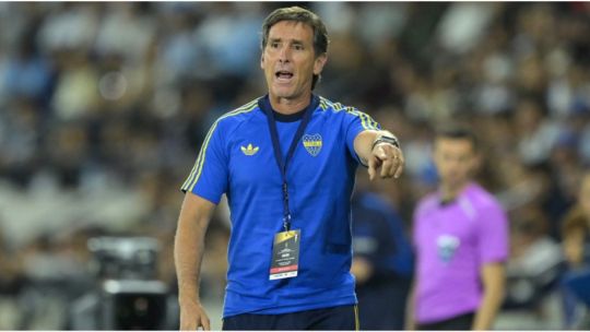 Jugadores de Boca Juniors entrenando en La Bombonera previo al clásico ante Independiente