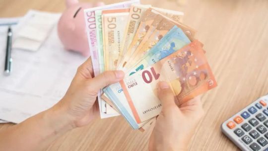 Gráfico con las cotizaciones del euro blue, oficial y en bancos.